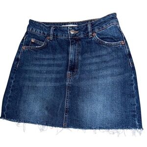 MOTO Blue Jean Skirt Frayed Bottom Size 4